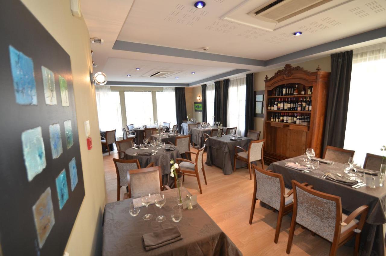 Logis Hotel Le Saint Georges Vivonne Екстериор снимка